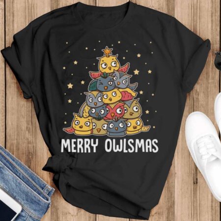 Cute Funny Owls Christmas Shirt Owl Shirt Owls Sweatshirt Owls Shirt Owls Ugly Christmas Shirt - Black T-Shirt